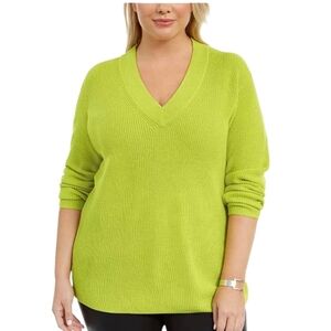 Vince Camuto Women's V-Neck Sweater in Bright Green